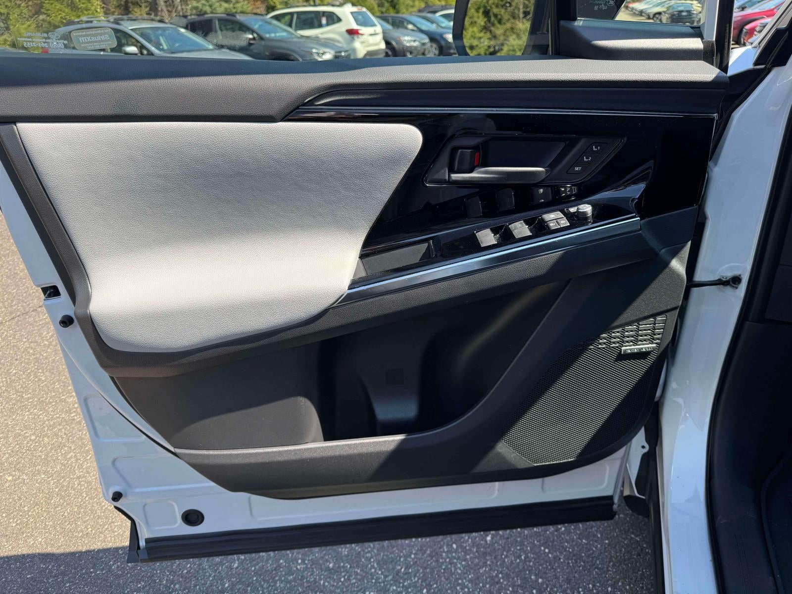 2023 Subaru Solterra Limited
