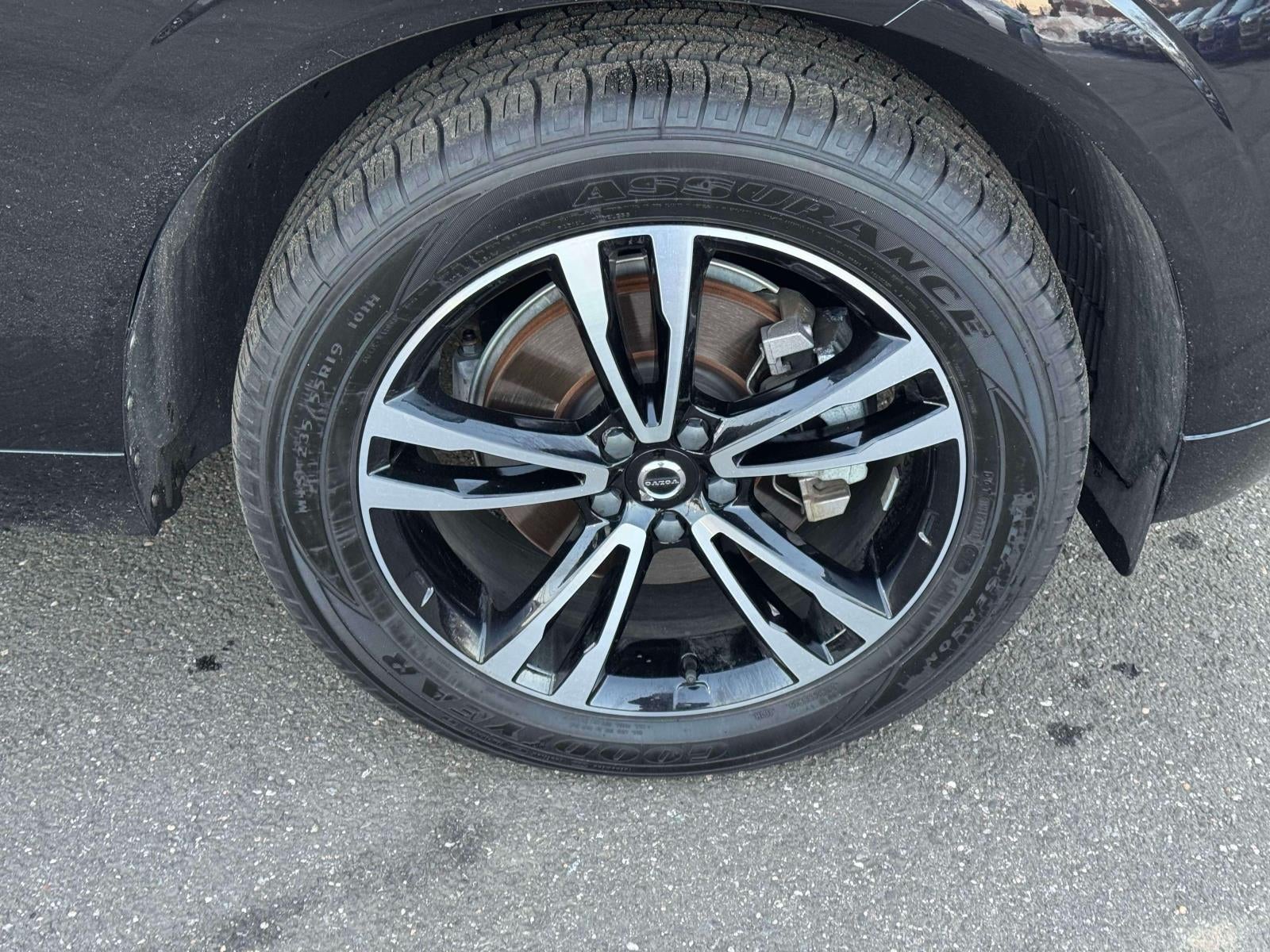 2020 Volvo XC60 T5 Momentum