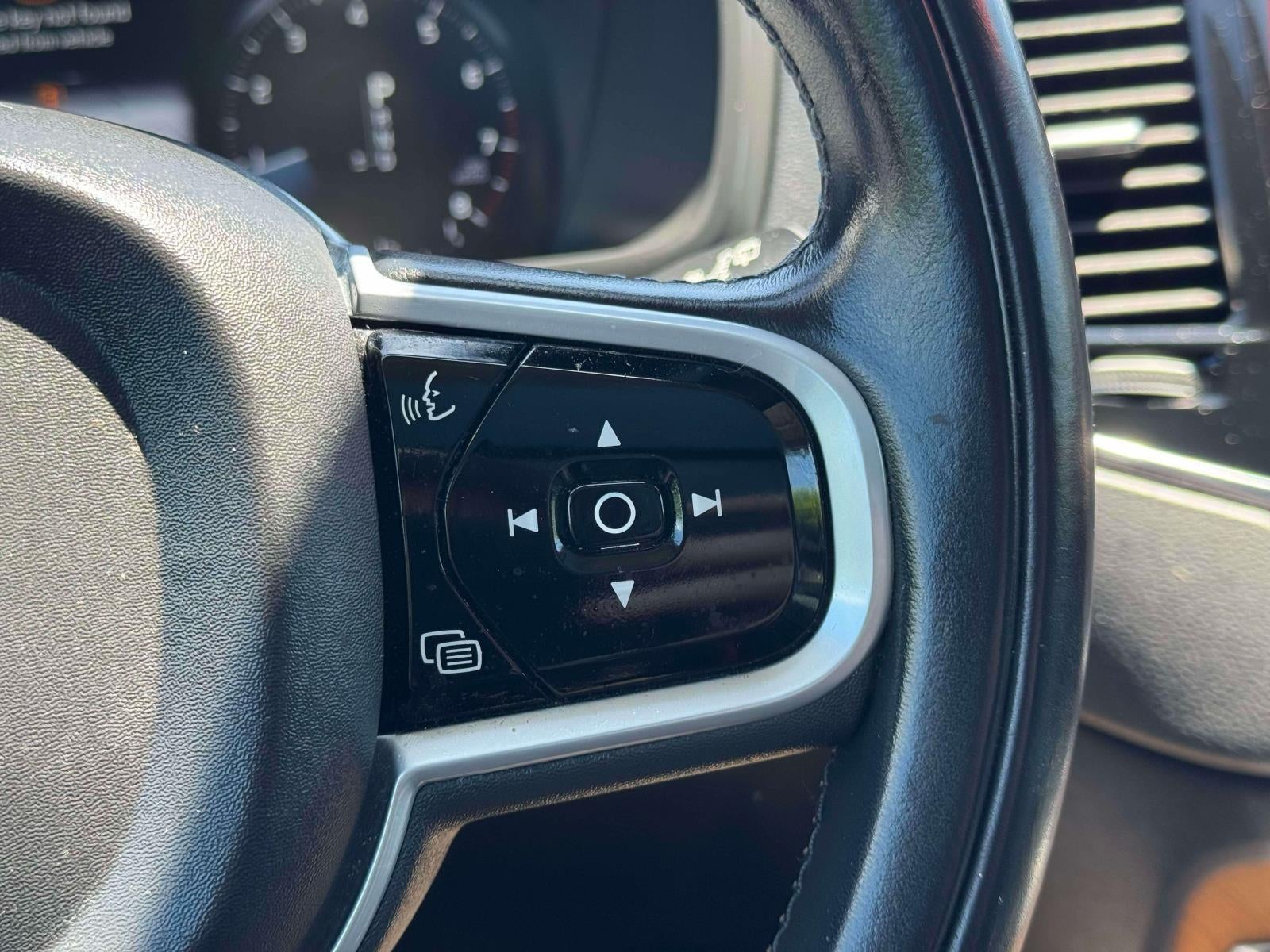 2020 Volvo XC90 T6 Inscription 7 Passenger
