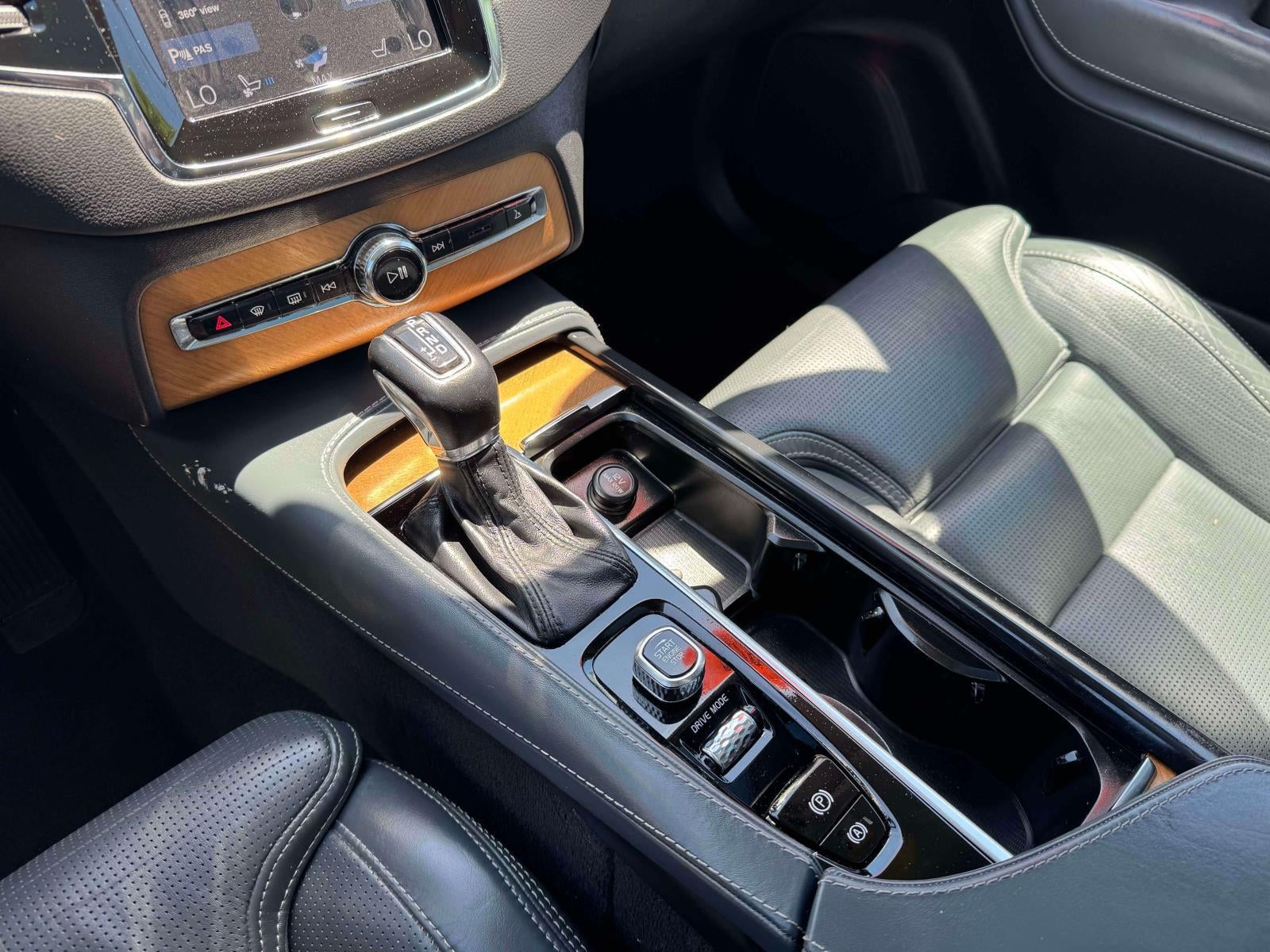 2020 Volvo XC90 T6 Inscription 7 Passenger