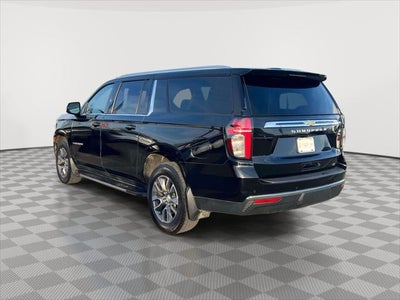 2023 Chevrolet Suburban LT