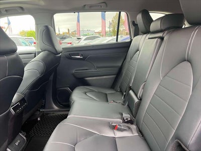 2026 Toyota Highlander Hybrid XLE