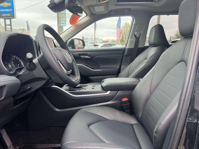 2026 Toyota Highlander Hybrid XLE