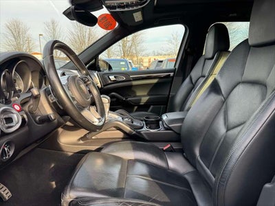 2016 Porsche Cayenne S