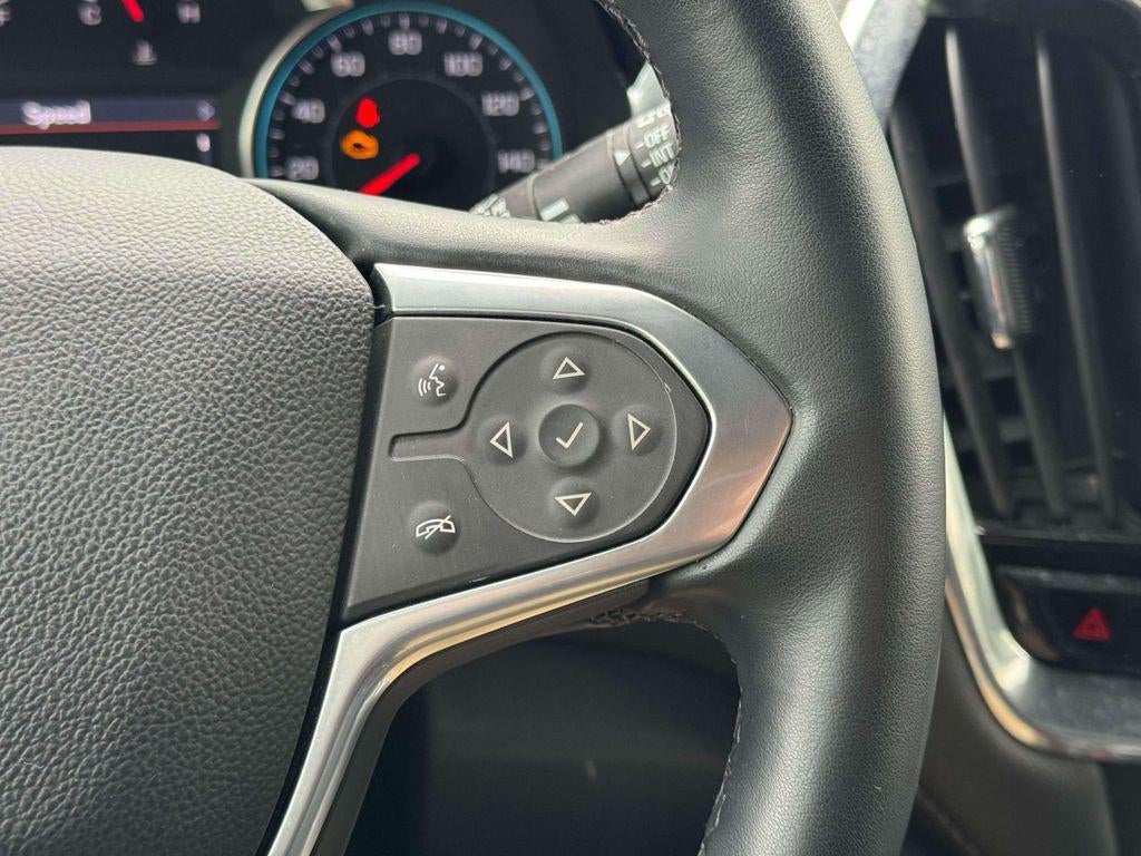 2023 Chevrolet Traverse AWD LT Cloth