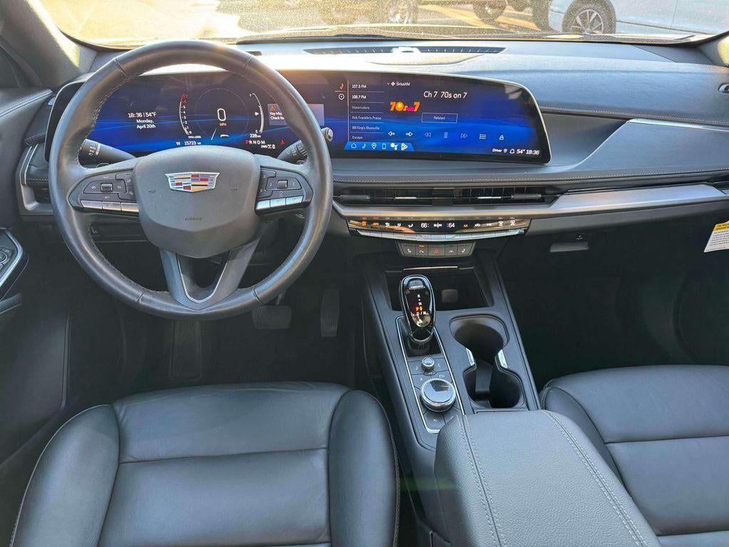 2024 Cadillac XT4 AWD Luxury