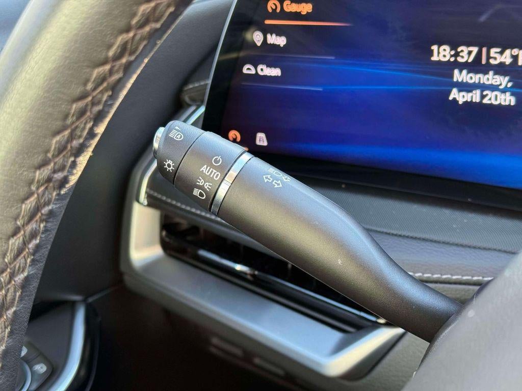 2024 Cadillac XT4 AWD Luxury