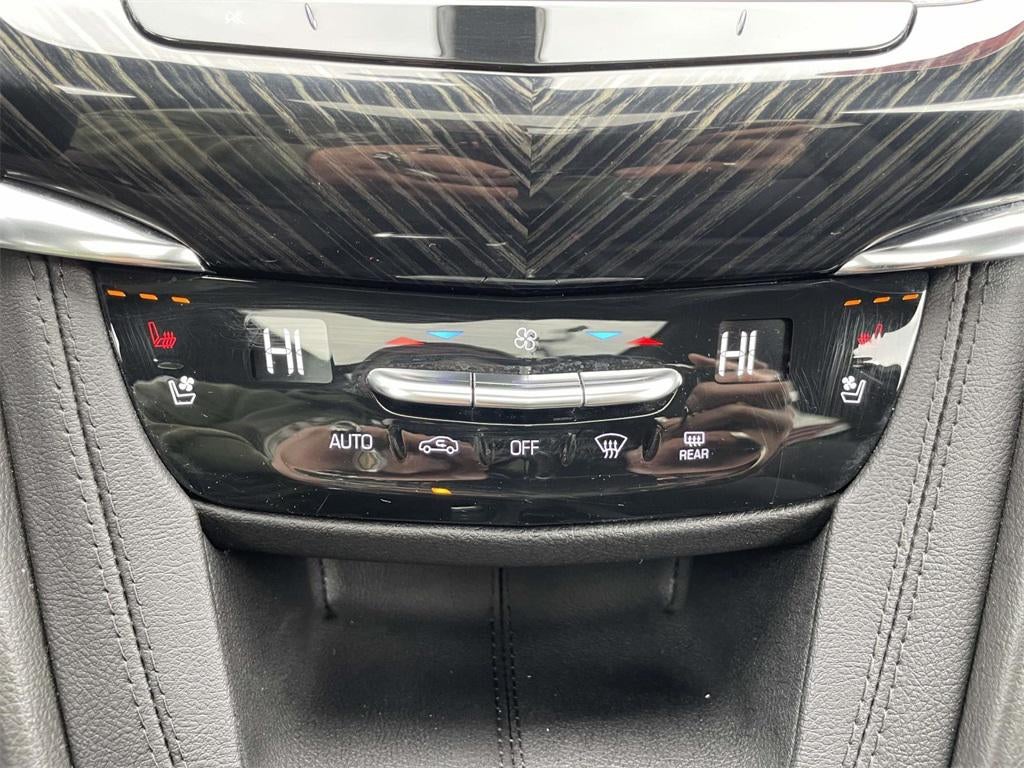 2022 Cadillac XT6 AWD Premium Luxury