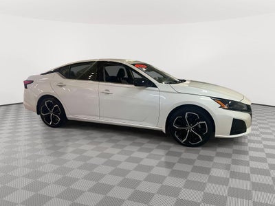 2024 Nissan Altima SR FWD