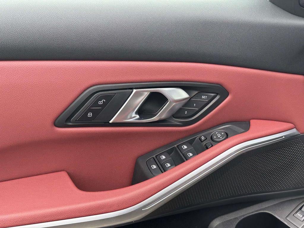 2025 BMW 330i xDrive