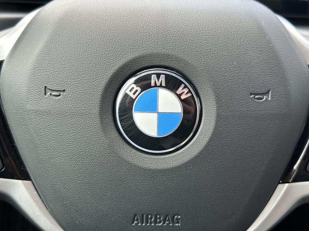 2025 BMW 330i xDrive