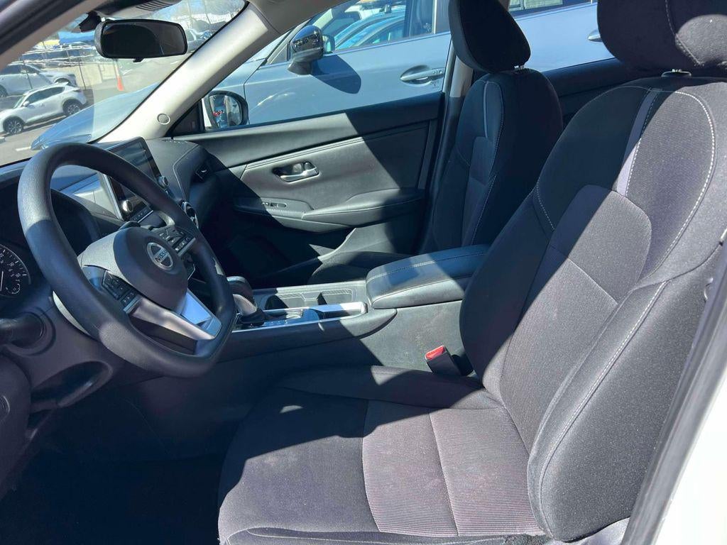 2023 Nissan Sentra SV Xtronic CVT