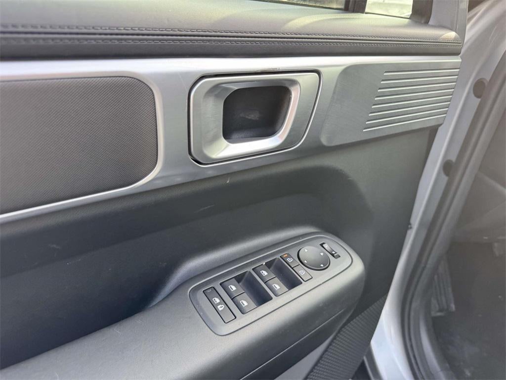 2025 Hyundai Santa Fe SE