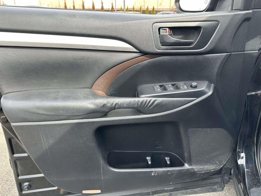 2015 Toyota Highlander LE Plus V6