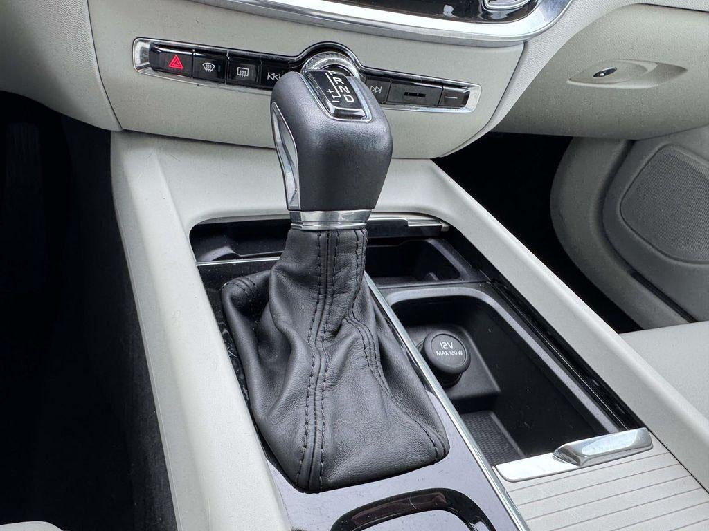 2020 Volvo S60 T5 Momentum