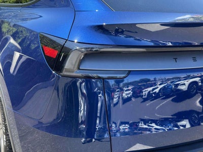 2026 Tesla Model Y Premium Rear-Wheel Drive