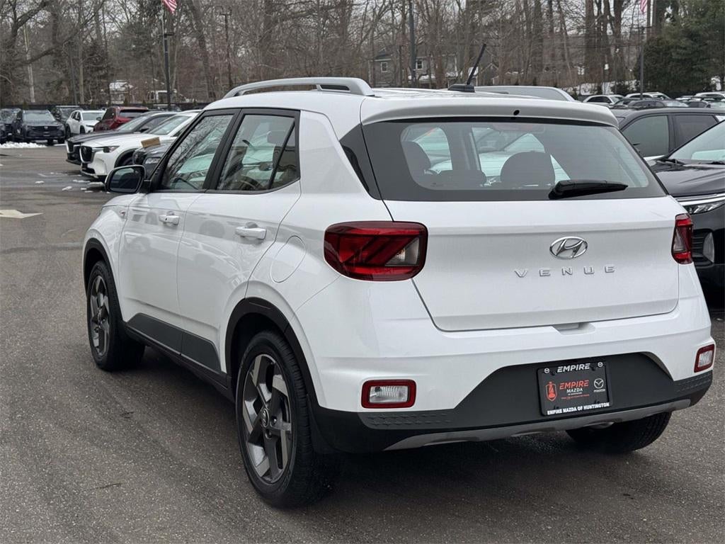 2024 Hyundai Venue SEL
