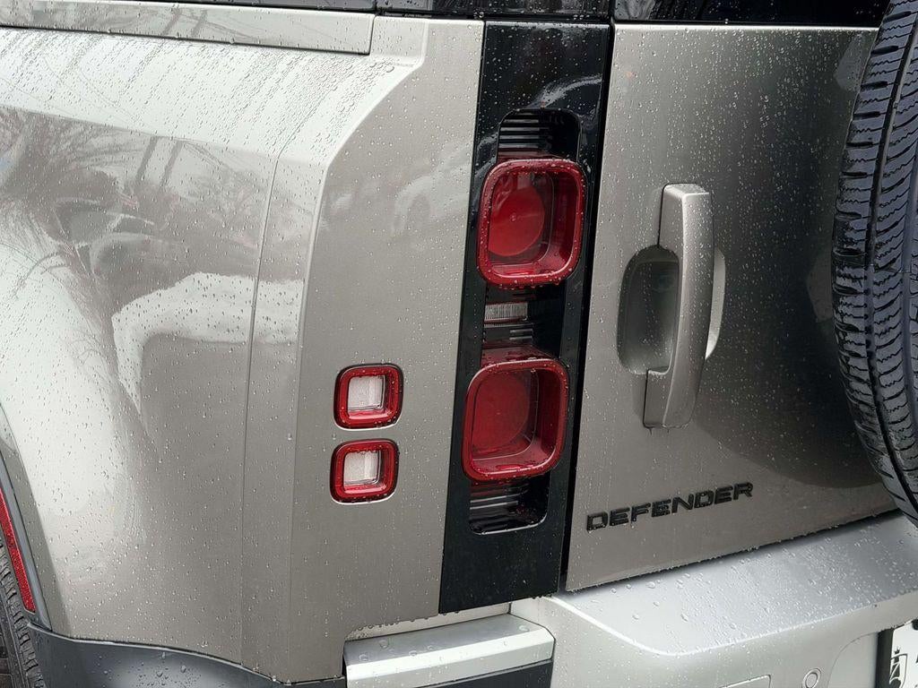 2023 Land Rover Defender 110 S