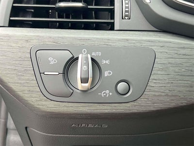2023 Audi A4 Premium Plus 45 TFSI S line quattro S tronic