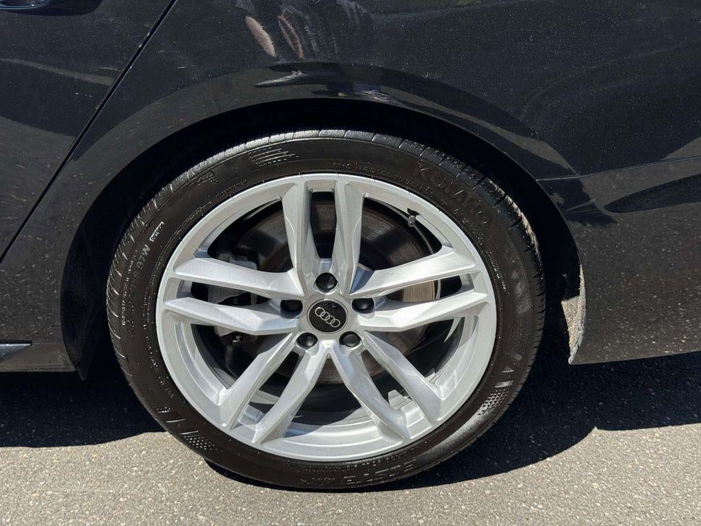 2024 Audi A4 Premium Plus 45 TFSI S line quattro S tronic