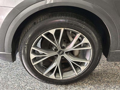 2023 Audi Q8 Premium 55 TFSI quattro Tiptronic