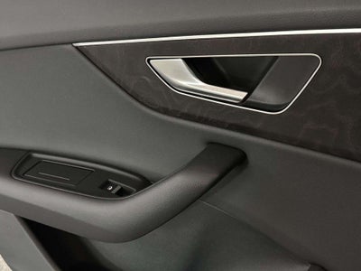 2023 Audi Q8 Premium 55 TFSI quattro Tiptronic