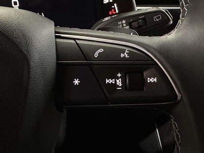 2025 Audi Q8 Premium 55 TFSI quattro