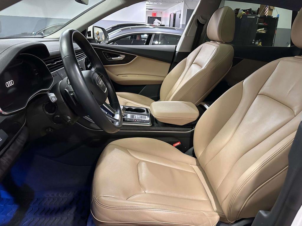 2023 Audi Q8 Premium 55 TFSI quattro Tiptronic