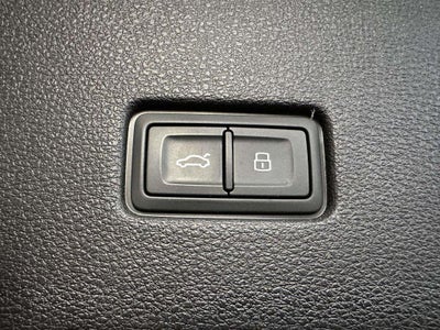 2022 Audi Q8 Premium 55 TFSI quattro Tiptronic