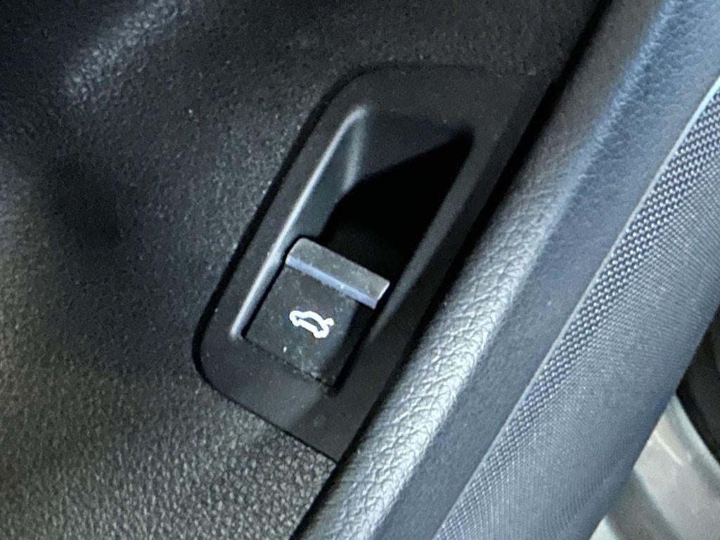 2022 Audi Q8 Premium 55 TFSI quattro Tiptronic