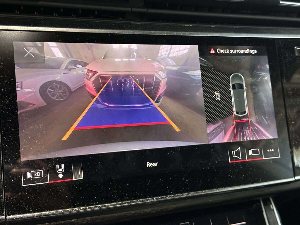 2022 Audi Q8 Premium 55 TFSI quattro Tiptronic