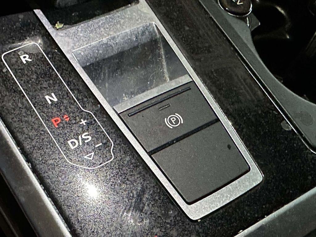 2022 Audi Q8 Premium 55 TFSI quattro Tiptronic