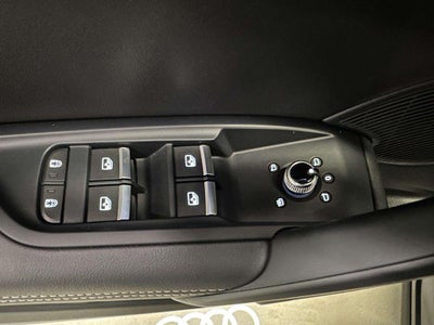 2024 Audi Q5 Premium Plus 40 TFSI quattro S tronic