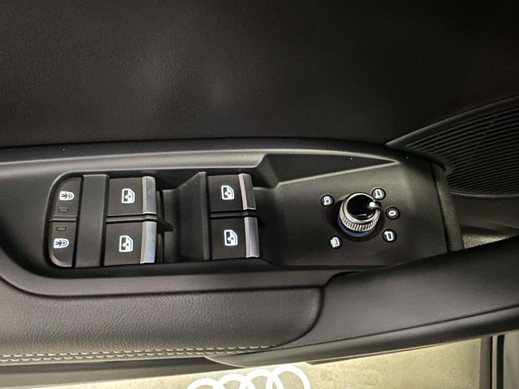 2024 Audi Q5 Premium Plus 40 TFSI quattro S tronic