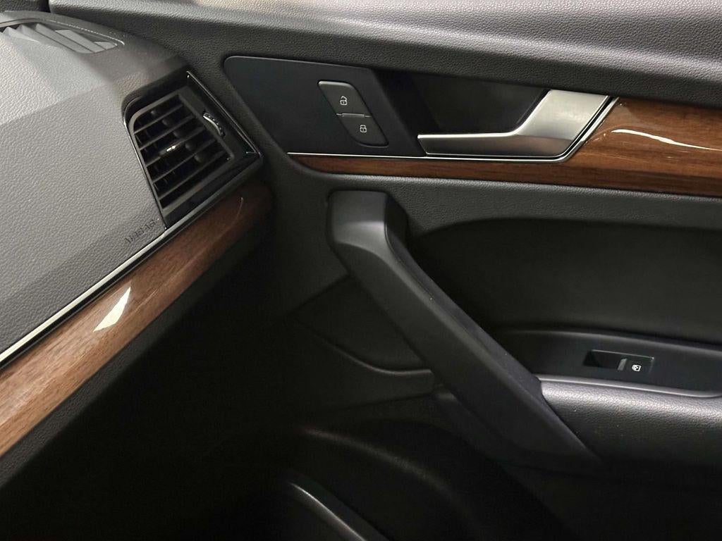 2023 Audi Q5 Premium 45 TFSI S line quattro