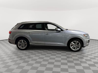 2022 Audi Q7 Premium Plus 55 TFSI quattro Tiptronic