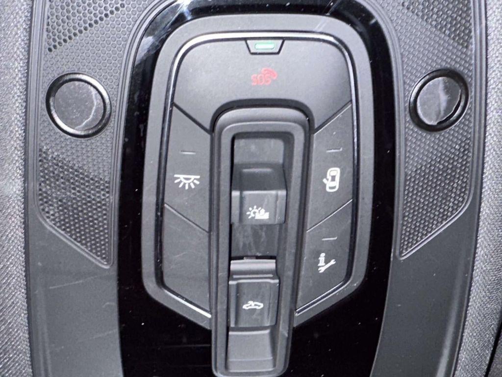 2022 Audi Q7 Premium Plus 55 TFSI quattro Tiptronic